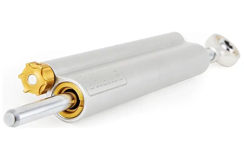 Ammortizzatore di sterzo Ohlins per Yamaha R6 06-16 (comprensivo di kit attacchi) (Cod. SD 020)