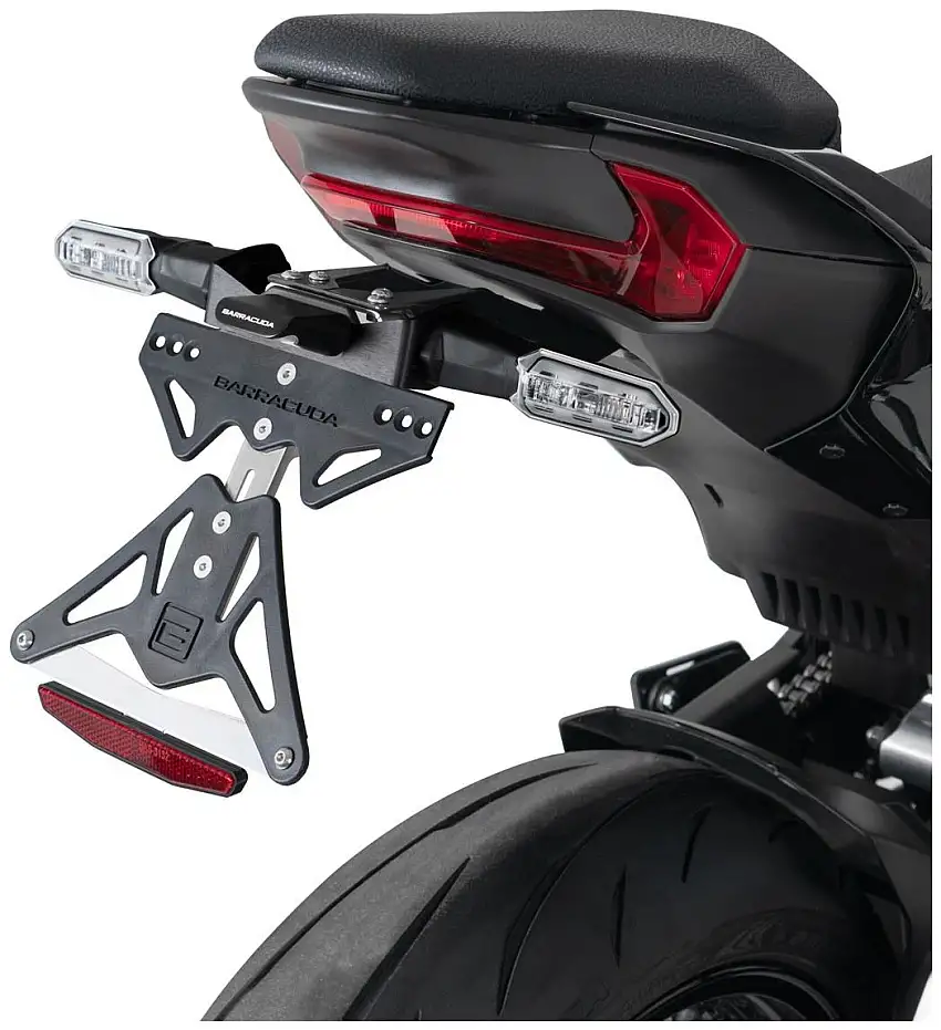 Portatarga Barracuda per Kawasaki Z 900 2025 regolabile (per frecce originali)