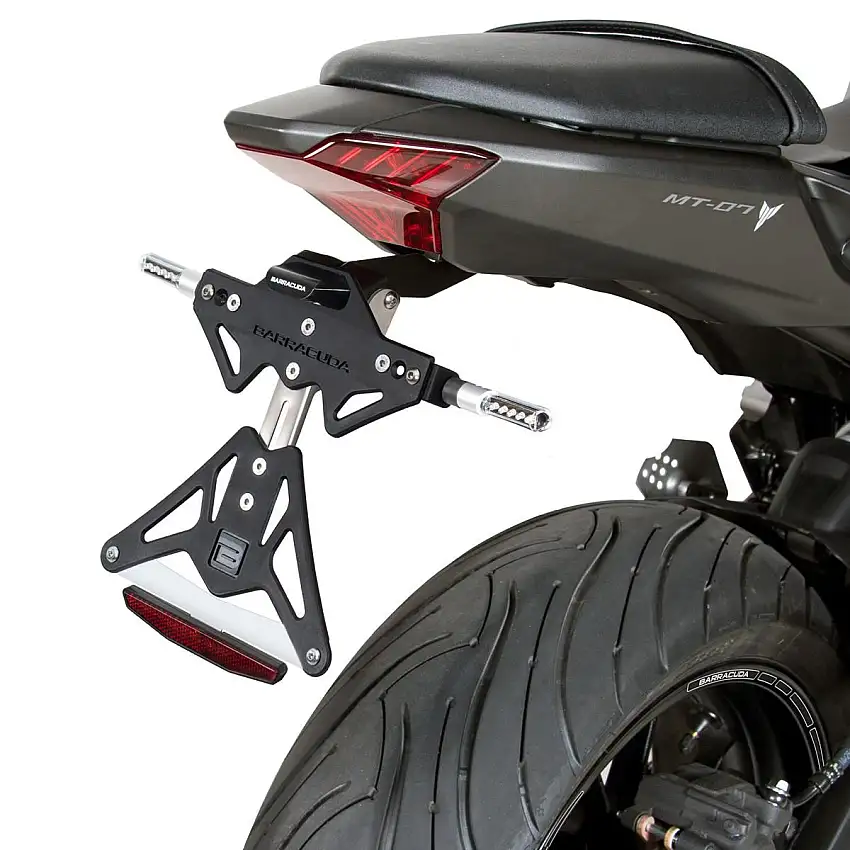 Portatarga Barracuda per Yamaha MT-07 14-17 regolabile