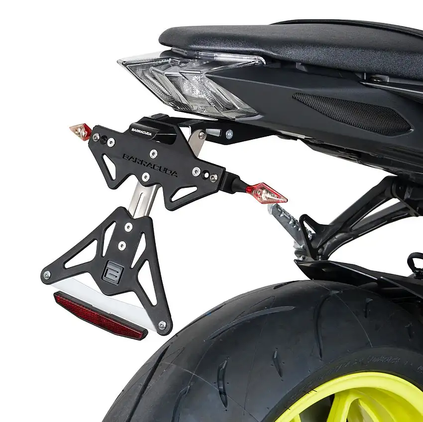 Portatarga Barracuda per Yamaha MT-09 17-20 regolabile