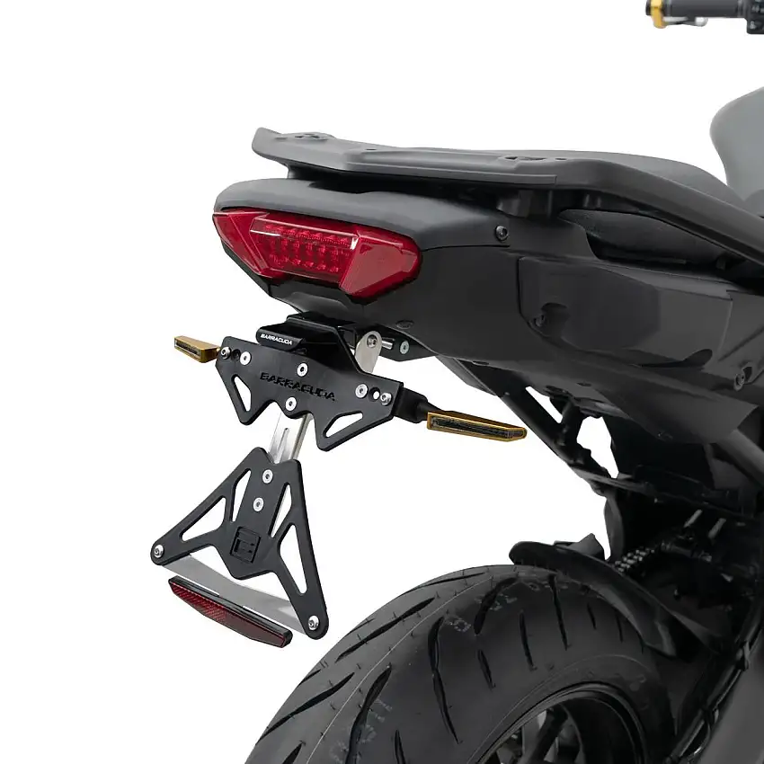 Portatarga Barracuda per Yamaha MT-09 Tracer 900 GT 18-20 regolabile
