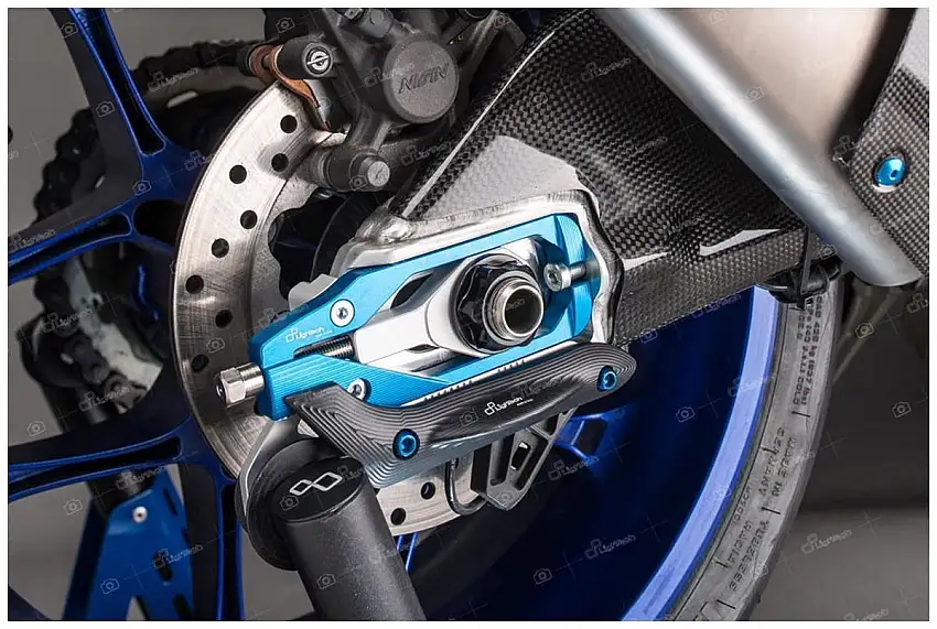 Tenditori catena Lightech Yamaha R1 09-14
